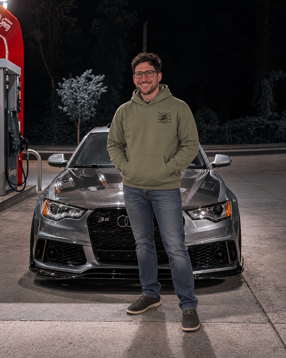 3.0-Work chassis hoodie